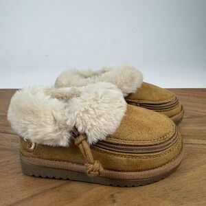 New Little Kids Billy Cozy Chestnut Fur Trim Lined Casual Slippers Size 6 C NIB
